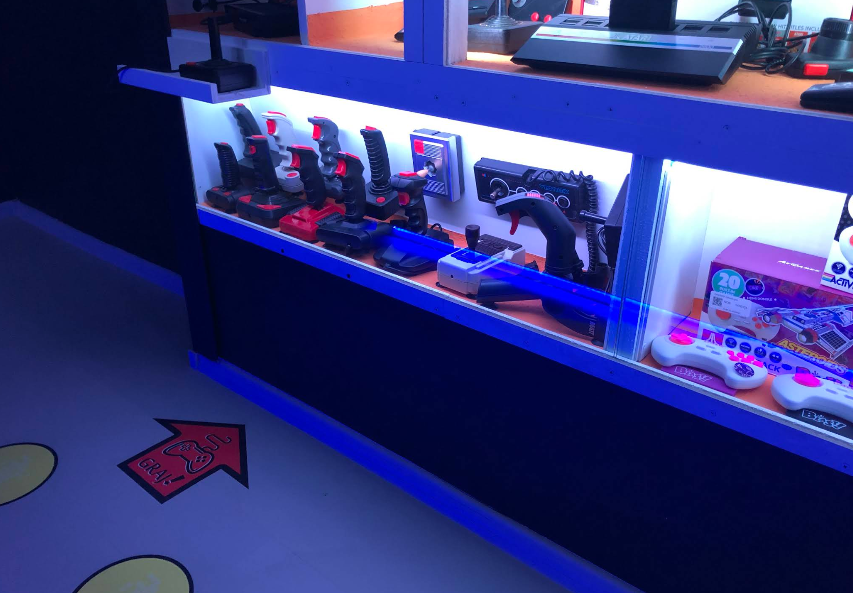 Joysticki